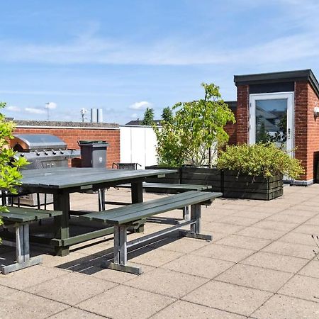 First Row Apartment With Balcony To The Ramparts Copenhagen Exterior photo